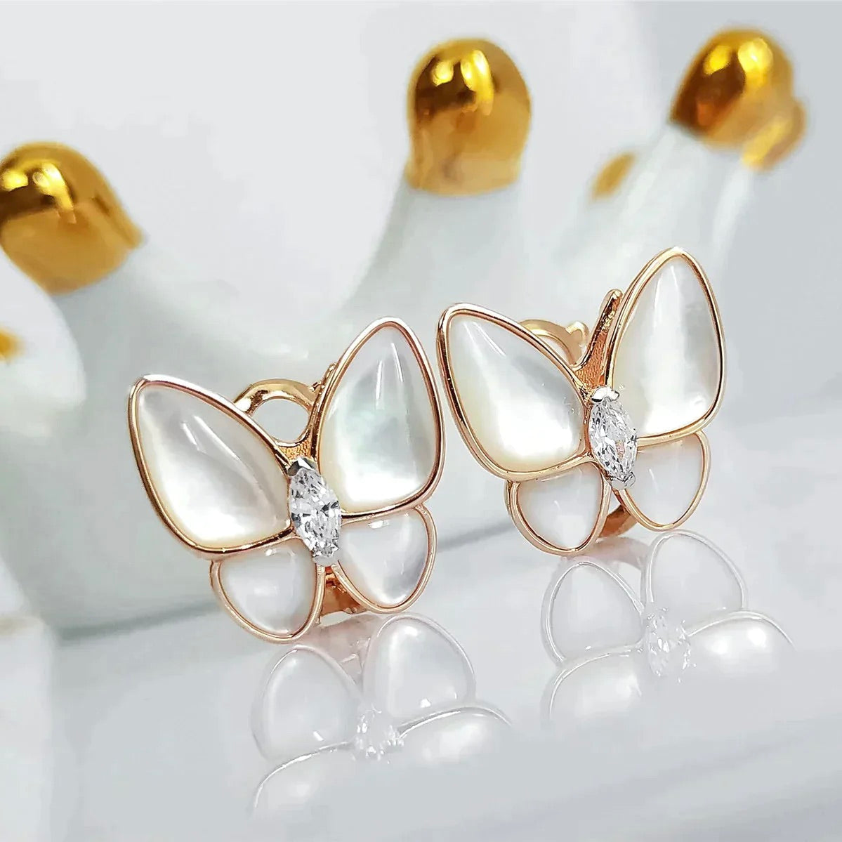 ¡®Glow Jewelry¡¯SCHMETTERLING MOP DIAMANT OHRRINGE