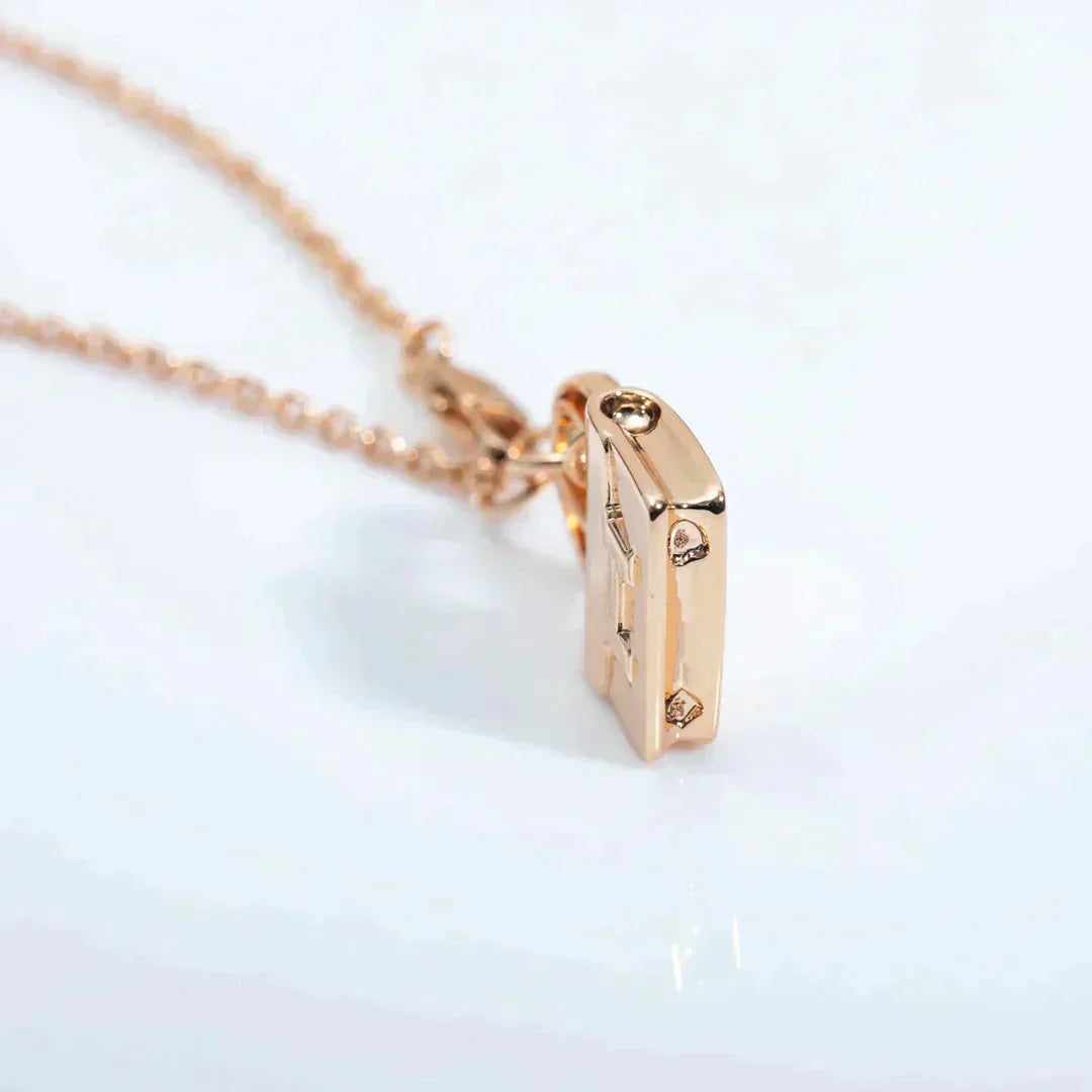¡®Glow Jewelry¡¯AMULETTE PEDANT ROSE GOLD NECKLACE