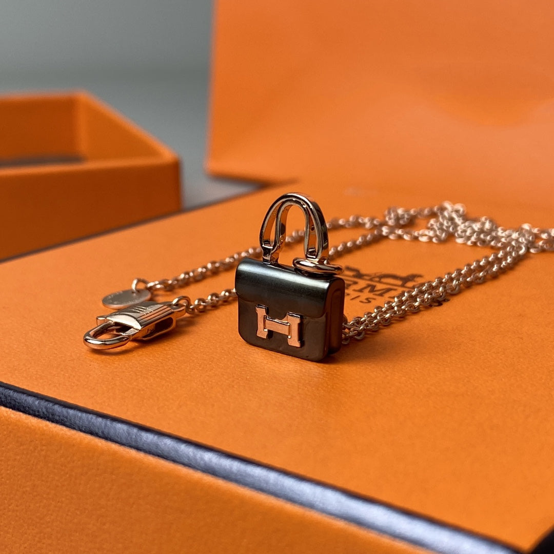 „Glow Jewelry“ CONSTANCE SCHWARZER ANHÄNGER ROSÉGOLD KETTE