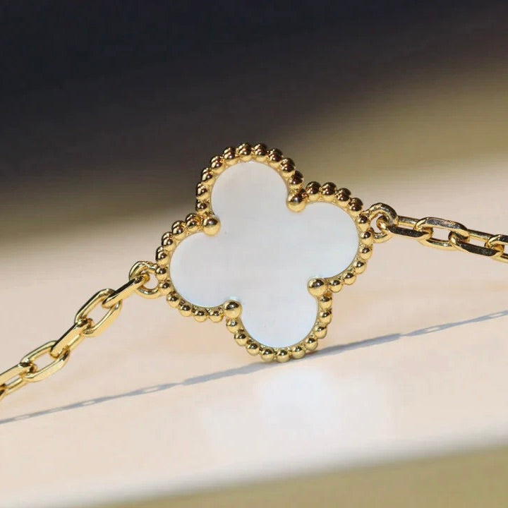 ¡®Glow Jewelry¡¯CLOVER 20 MOTIFS WEISSE MOP HALSKETTE