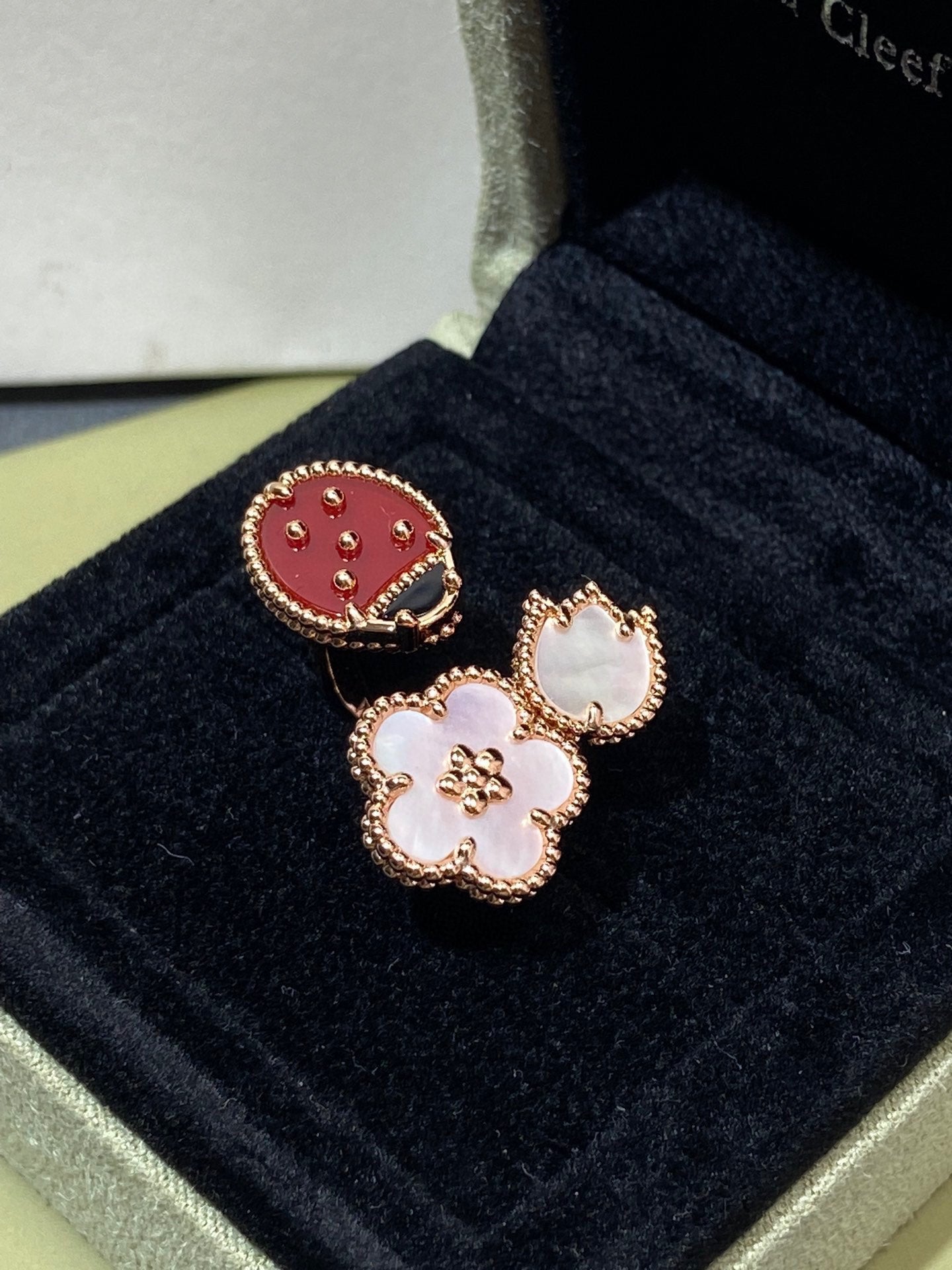 ¡®Glow Jewelry¡¯ LUCKY 3 MOTIV ROSÉGOLD-RING