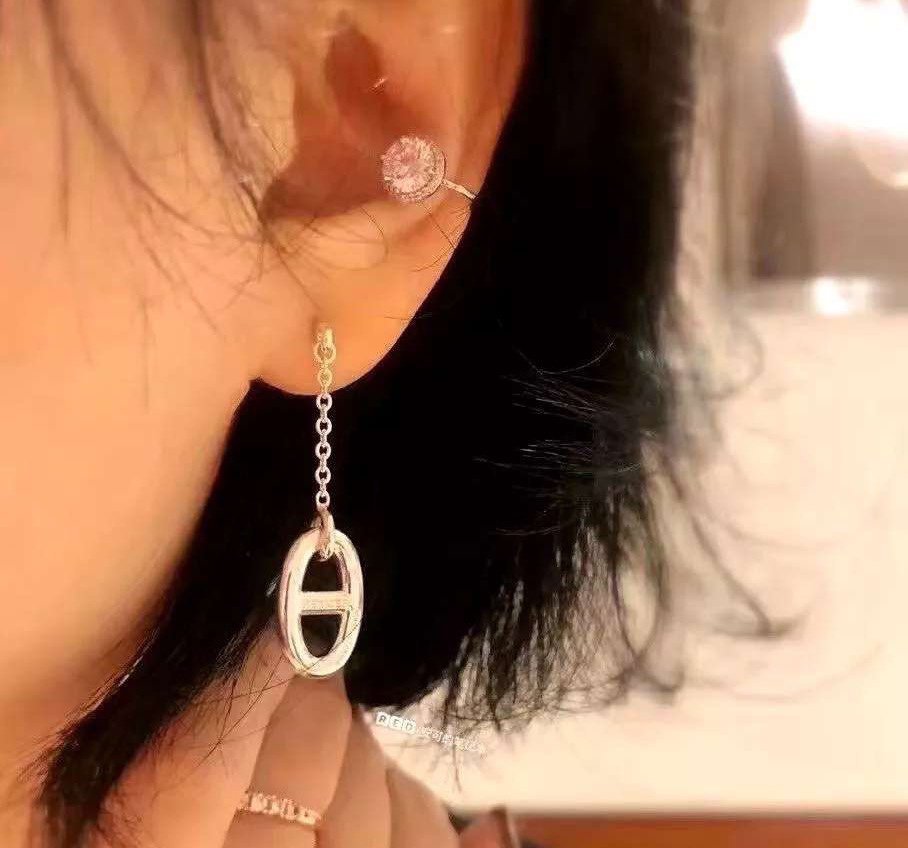 ¡®Glow Jewelry¡¯ QUASTEN-OHRRINGE