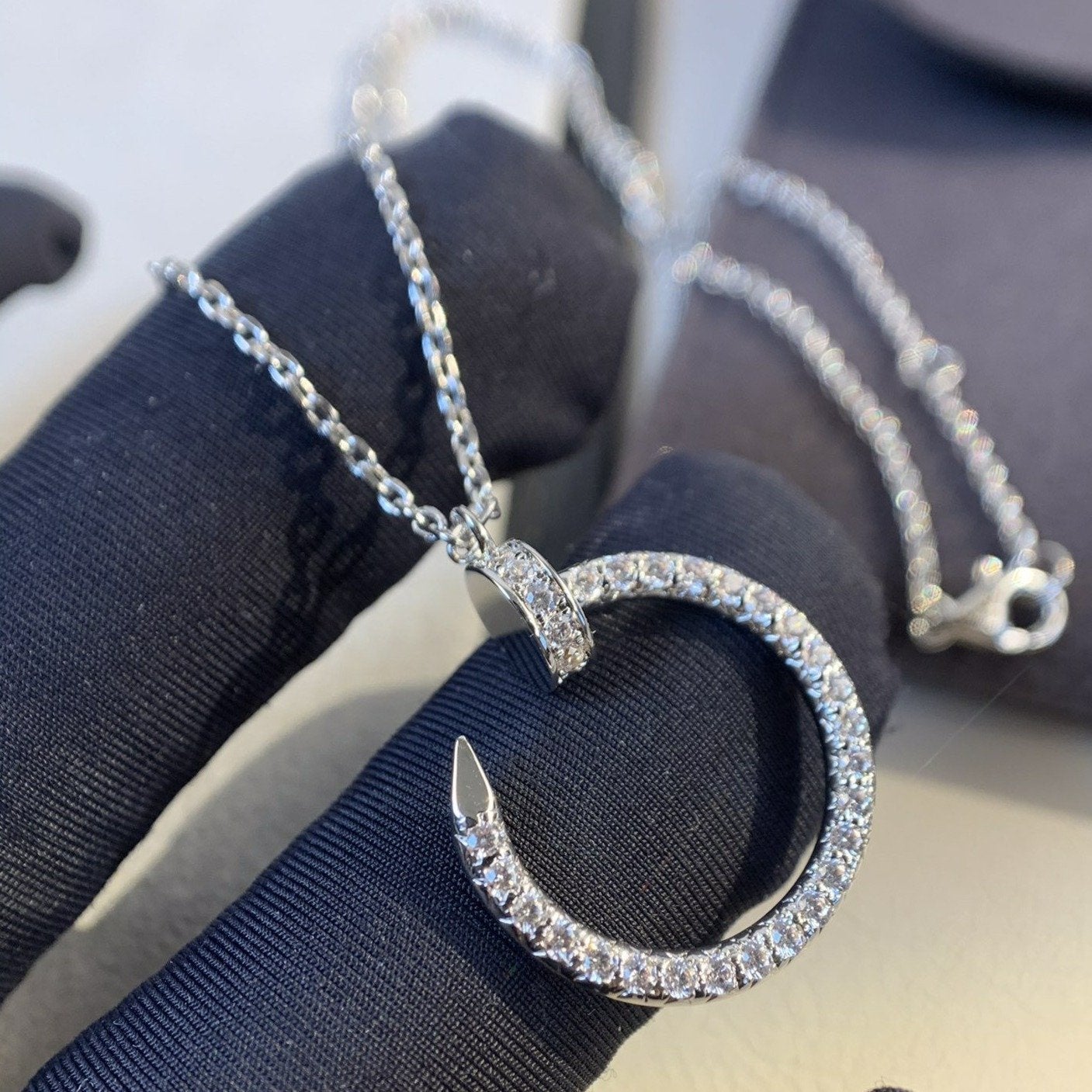 ¡®Glow Jewelry¡¯JUSTE NECKLACE SILVER DIAMONDS
