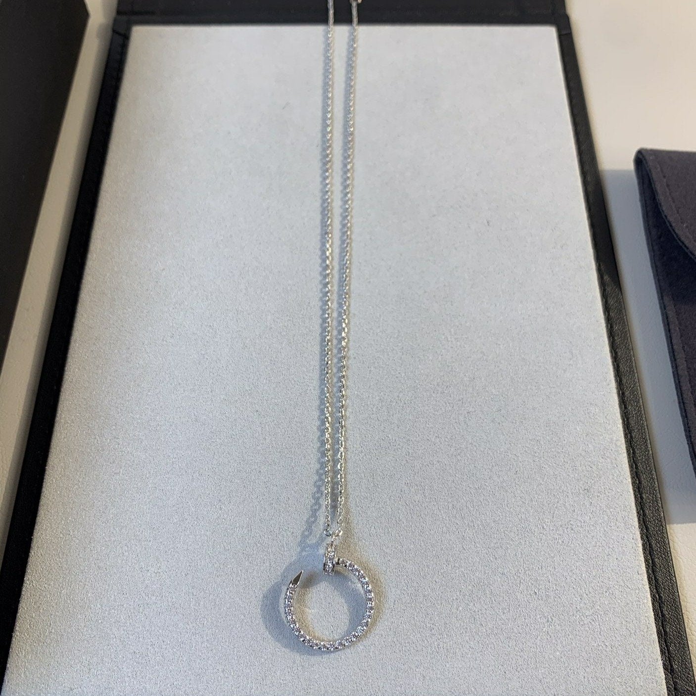 ¡®Glow Jewelry¡¯JUSTE NECKLACE SILVER DIAMONDS
