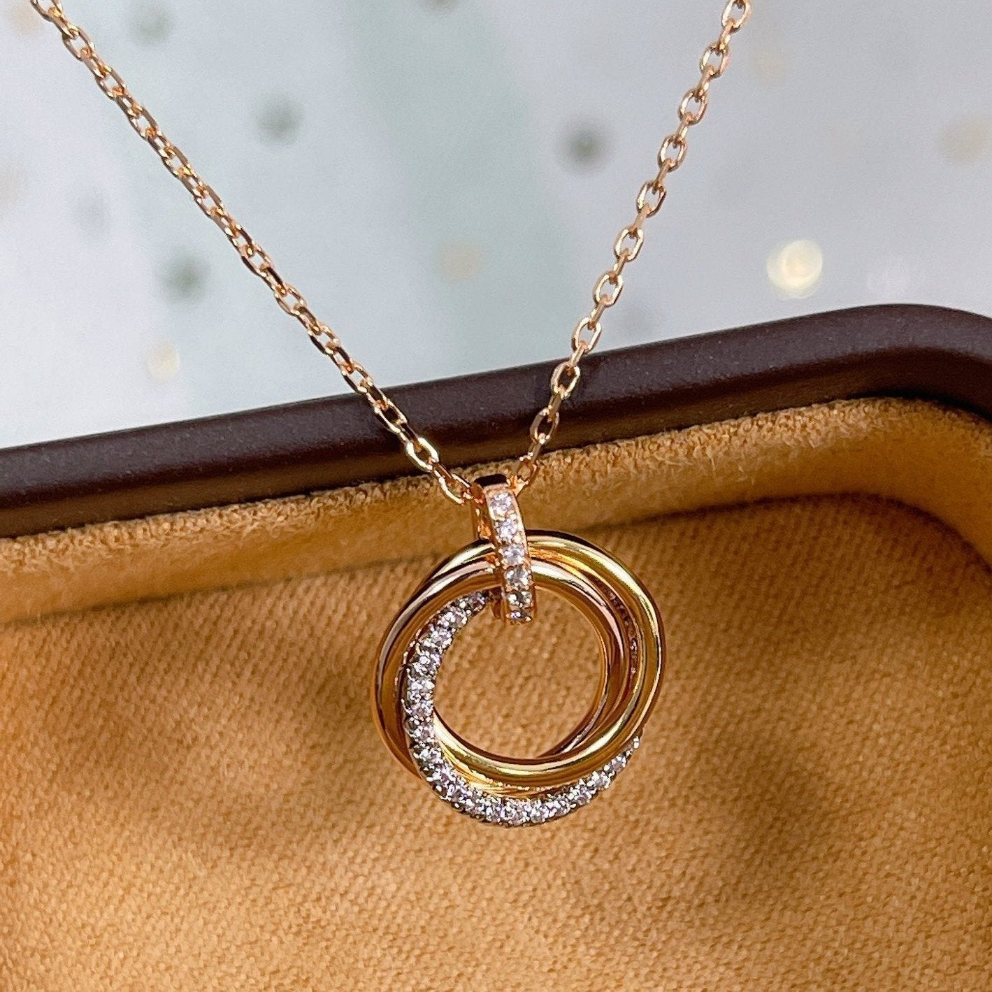 „Glow Jewelry“ TRINITY HALSKETTE SILBER GOLD ROTGOLD DIAMANTEN