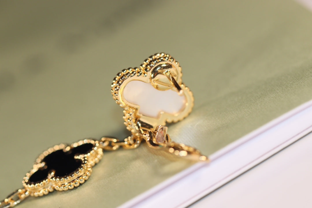 [Glow Jewelry]CLOVER EARRINGS GOLD ONYX MOP 3 MOTIF