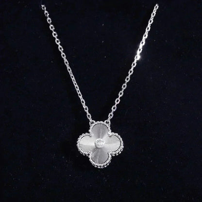 „Glow Jewelry“ KLEEBÜGEL 15MM DIAMANT LASER HALSKETTE SILBER