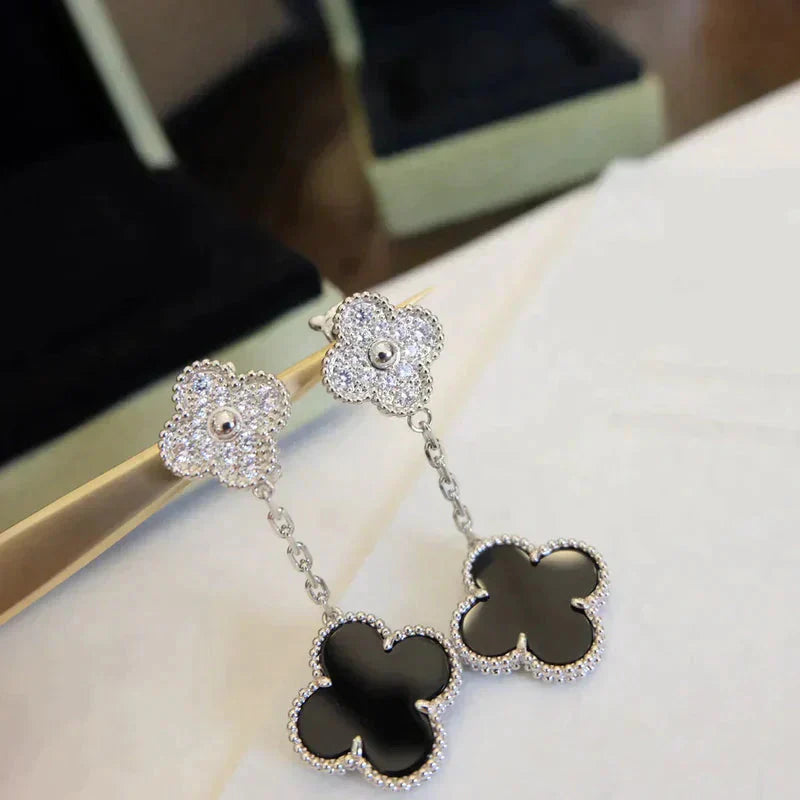 ¡®Glow Jewelry¡¯CLOVER 2 MOTIFS  DIAMOND ONYX EARRINGS SILVER