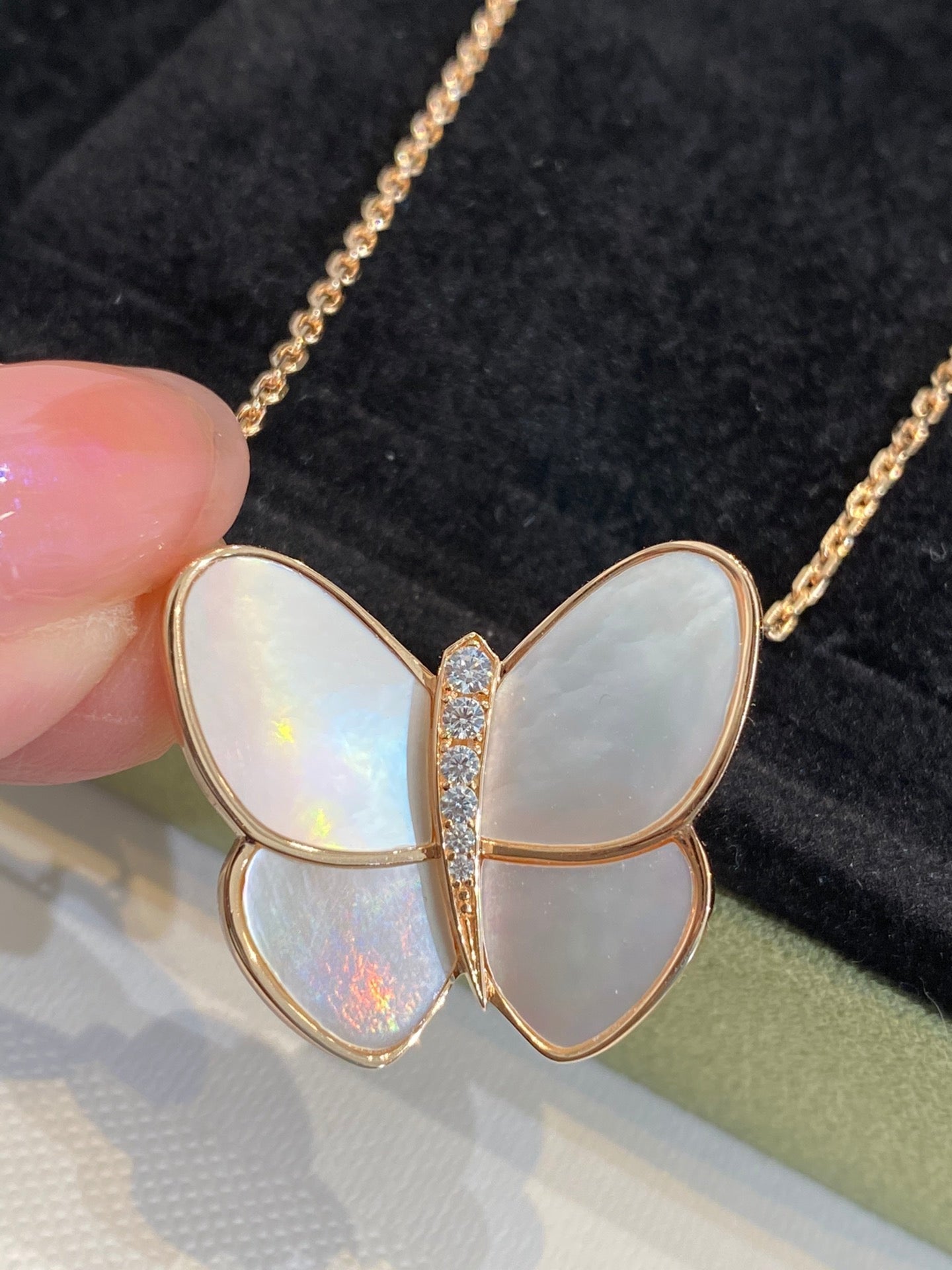„Glow Jewelry“ SCHMETTERLING GOLD MOP DIAMANT HALSKETTE