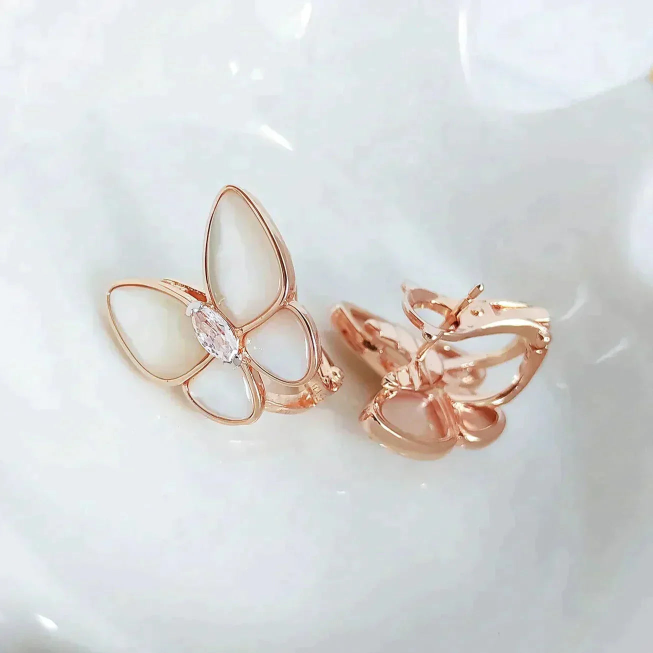 ¡®Glow Jewelry¡¯SCHMETTERLING MOP DIAMANT OHRRINGE