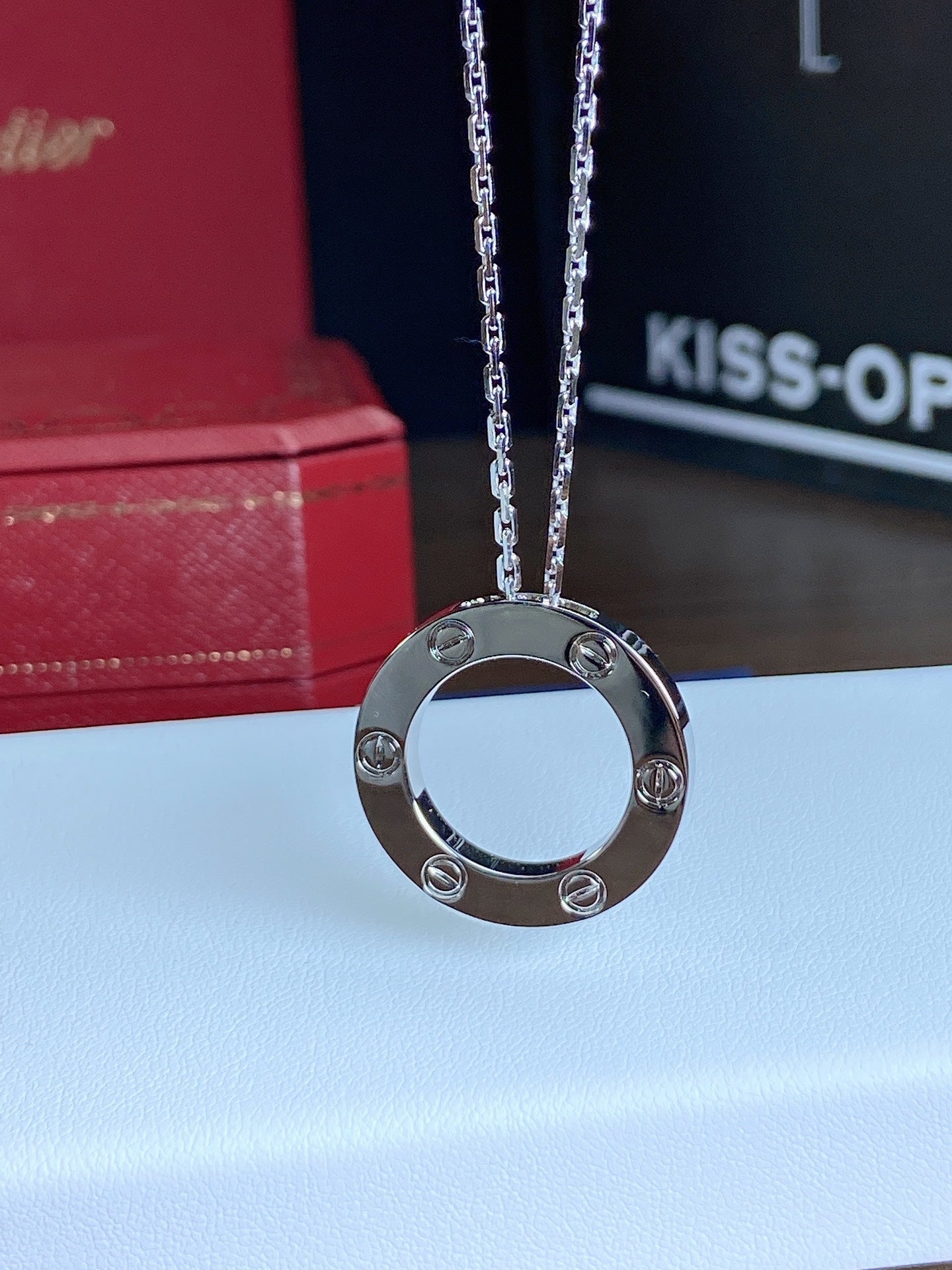 ¡®Glow Jewelry¡¯LOVE NECKLACE 16MM