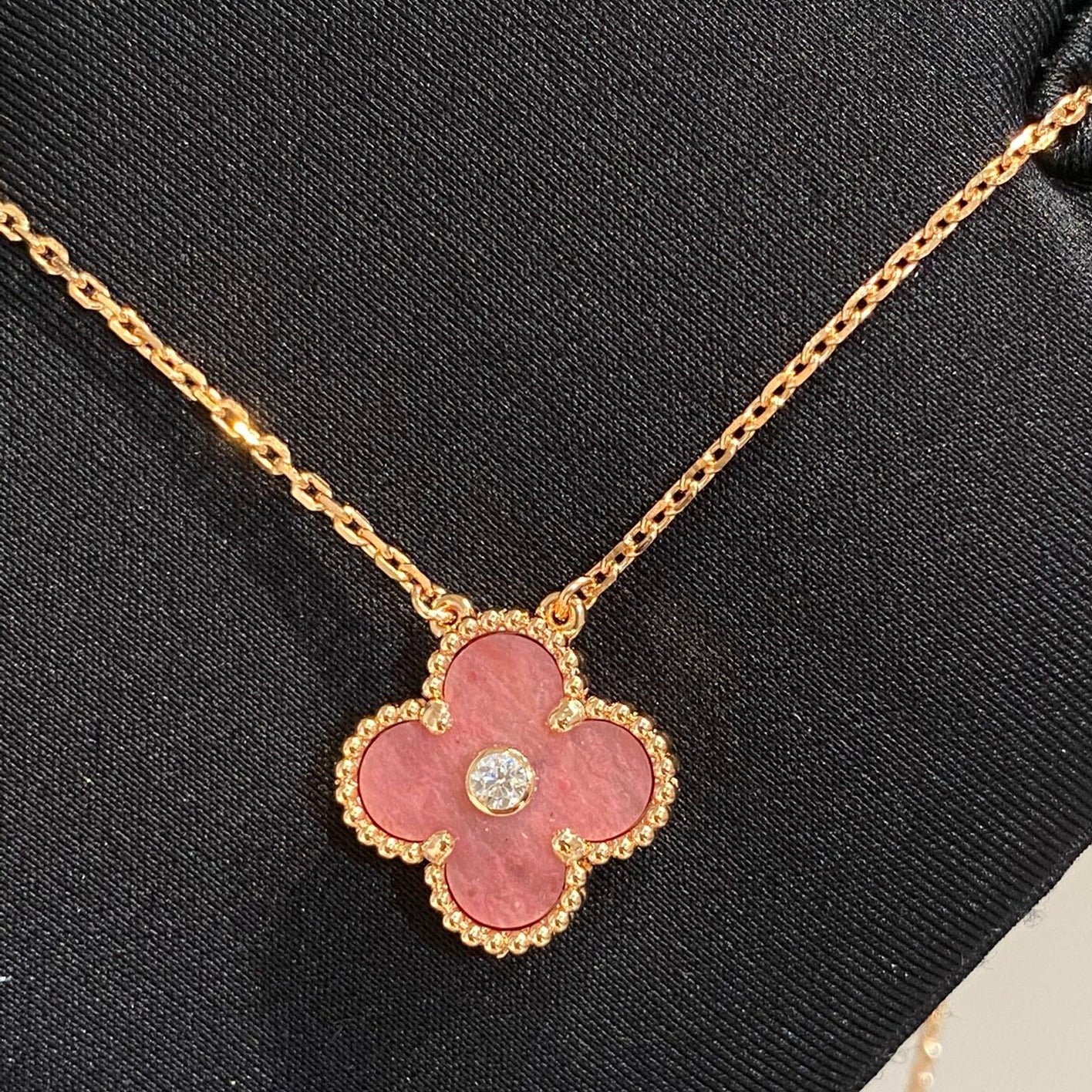 „Glow Jewelry“ KLEE 15MM DIAMANT RHODONIT-HALSKETTE