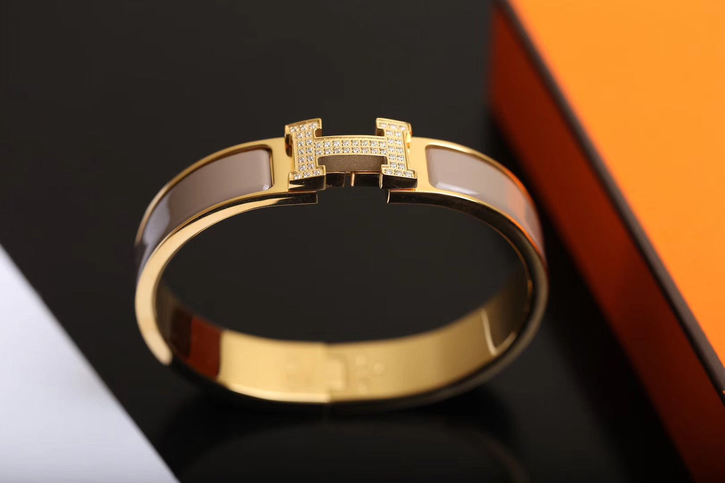 [Glow Jewelry]H BRACELET GOLD DIAMOND