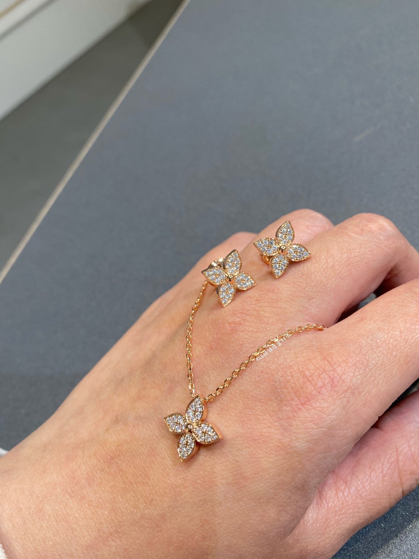 [Glow Jewelry]STAR DIAMOND NECKALCE