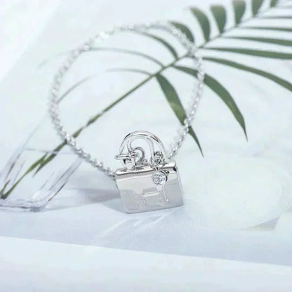 [Glow Jewelry]AMULETTE PEDANT SILVER NECKLACE