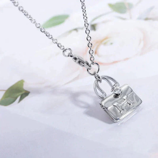 ¡®Glow Jewelry¡¯AMULETTE PEDANT SILVER NECKLACE