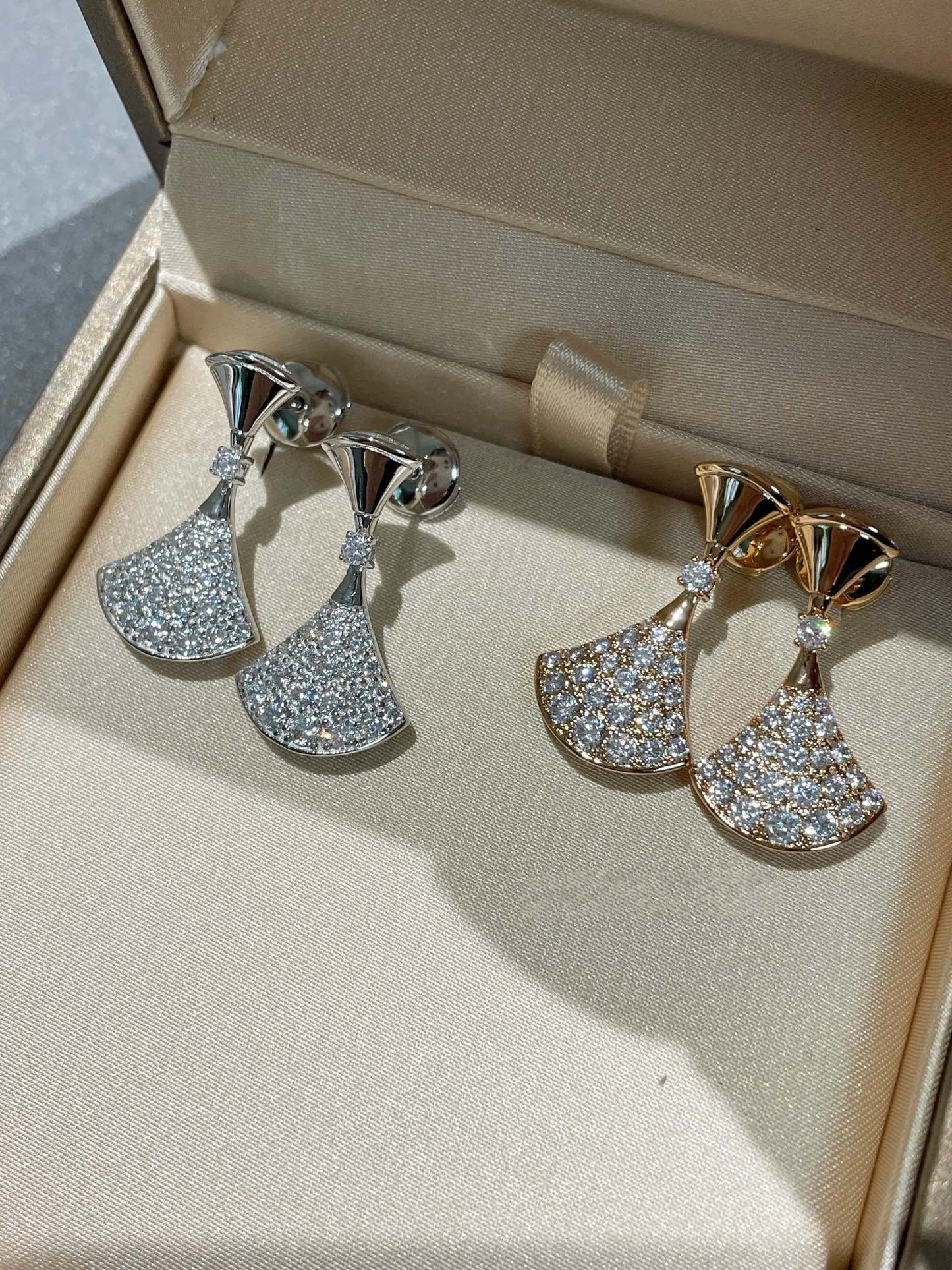 [Glow Jewelry]DREAM EARRINGS DIAMOND