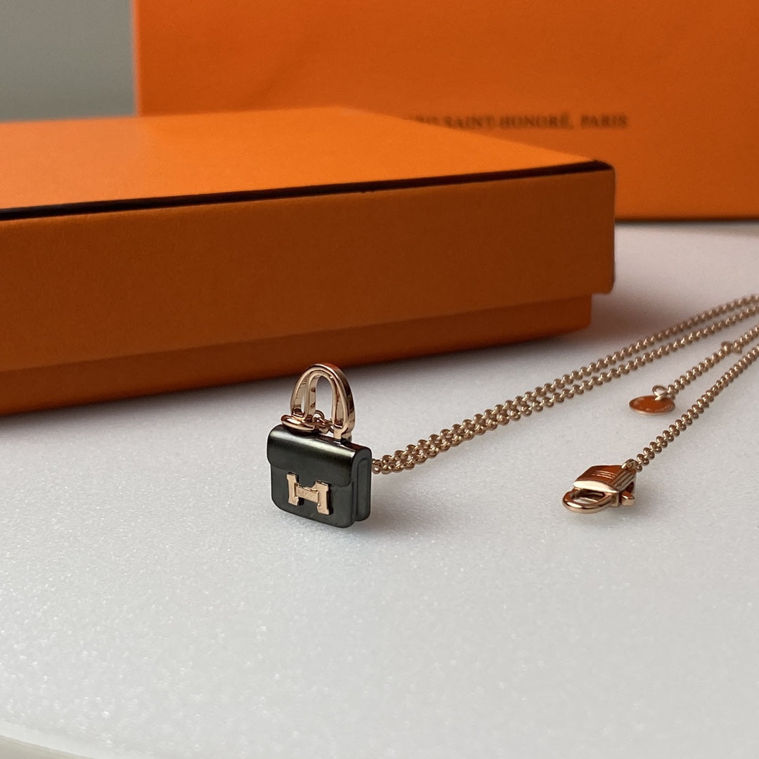 „Glow Jewelry“ CONSTANCE SCHWARZER ANHÄNGER ROSÉGOLD KETTE