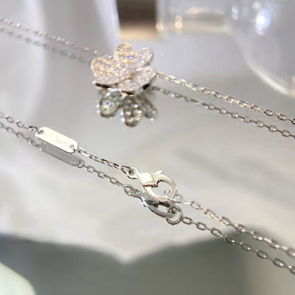 „Glow Jewelry“ BLUMEN-DIAMANTEN-HALSKETTE