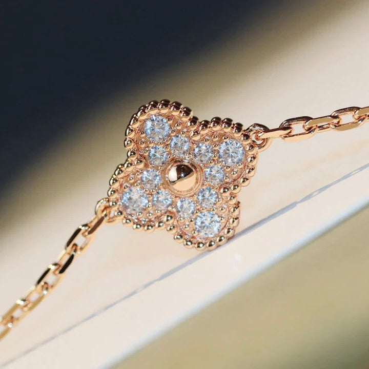 ¡®Glow Jewelry¡¯CLOVER 20 MOTIFS LASER DIAMOND NECKLACE