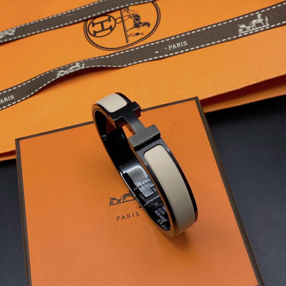 ¡®Glow Jewelry¡¯H ARMBAND 12MM SCHWARZ BEIGE KERAMIK