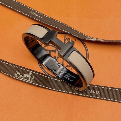 ¡®Glow Jewelry¡¯H ARMBAND 12MM SCHWARZ BEIGE KERAMIK
