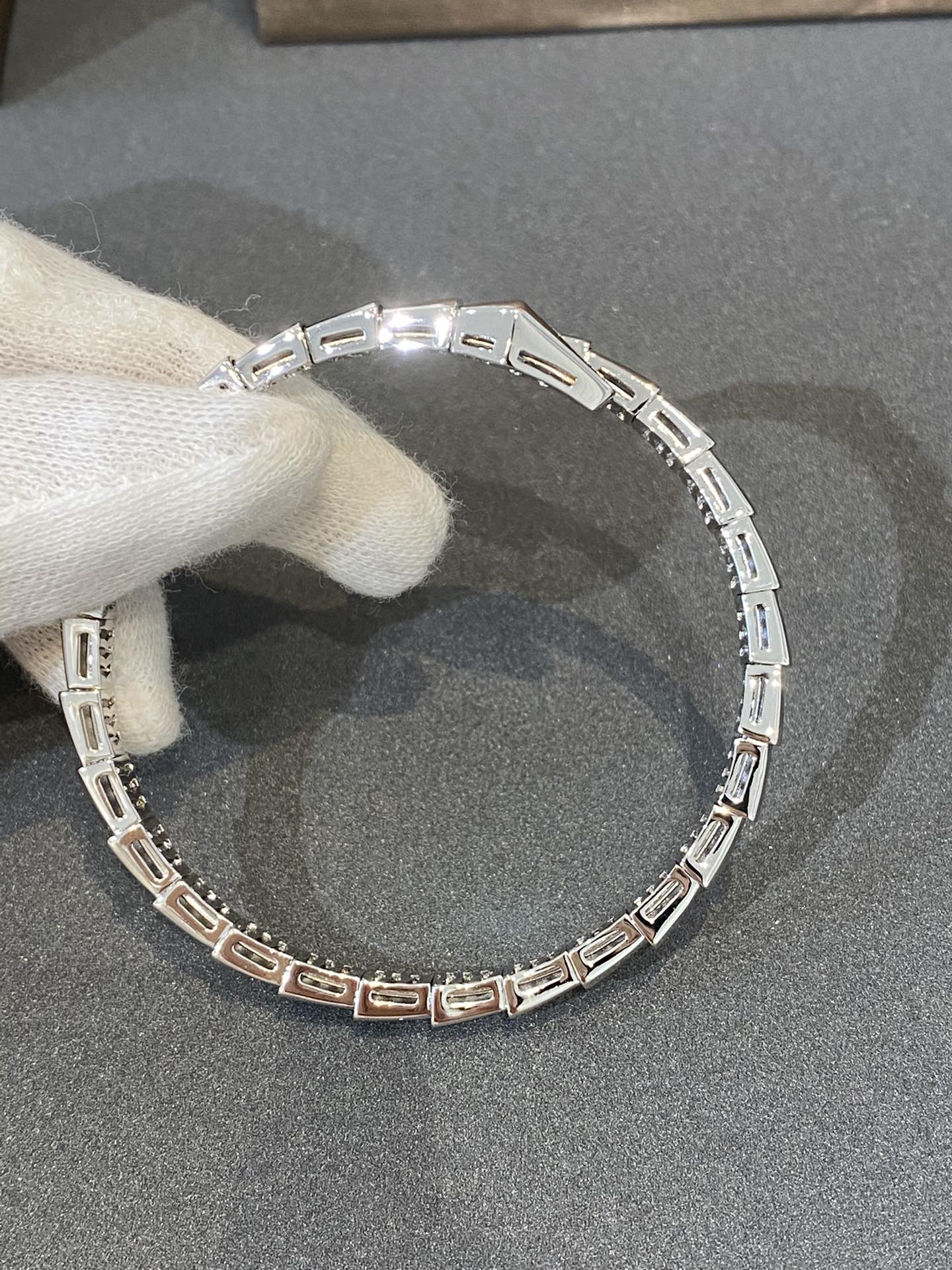 [Glow Jewelry]SERPENTI BRACELET DIAMONDS SILVER
