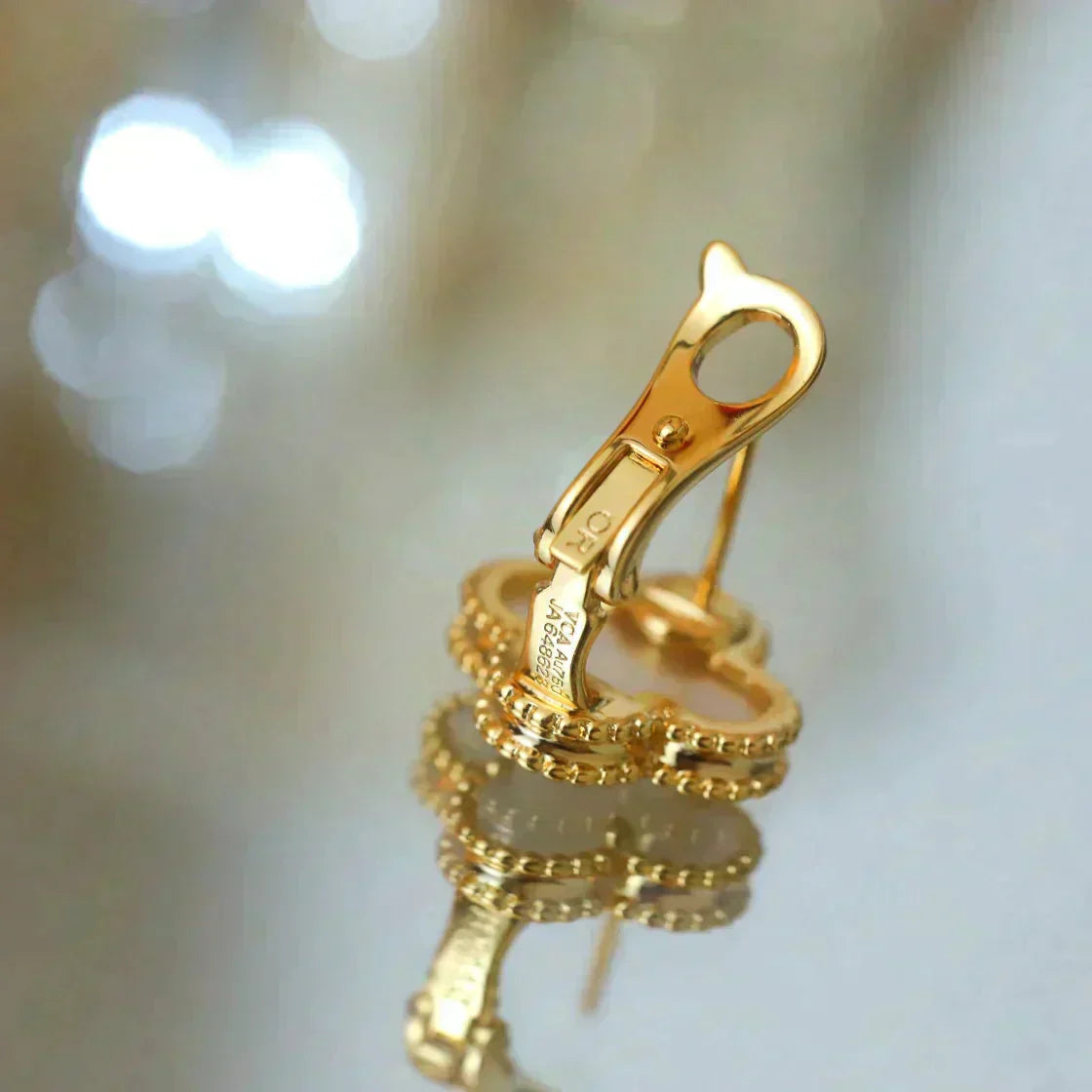 ¡®Glow Jewelry¡¯CLOVER MEDIUM 1 MOTIFS WEISSE MOP OHRSTECKER