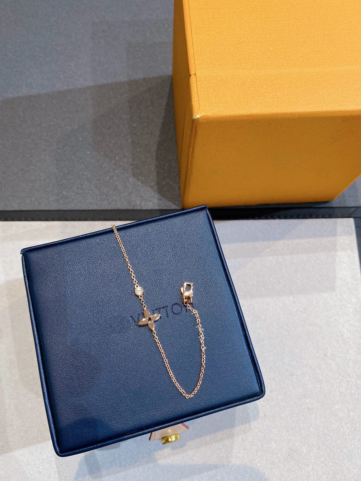 „Glow Jewelry“ STAR DIAMOND ROSÉGOLD-ARMBAND