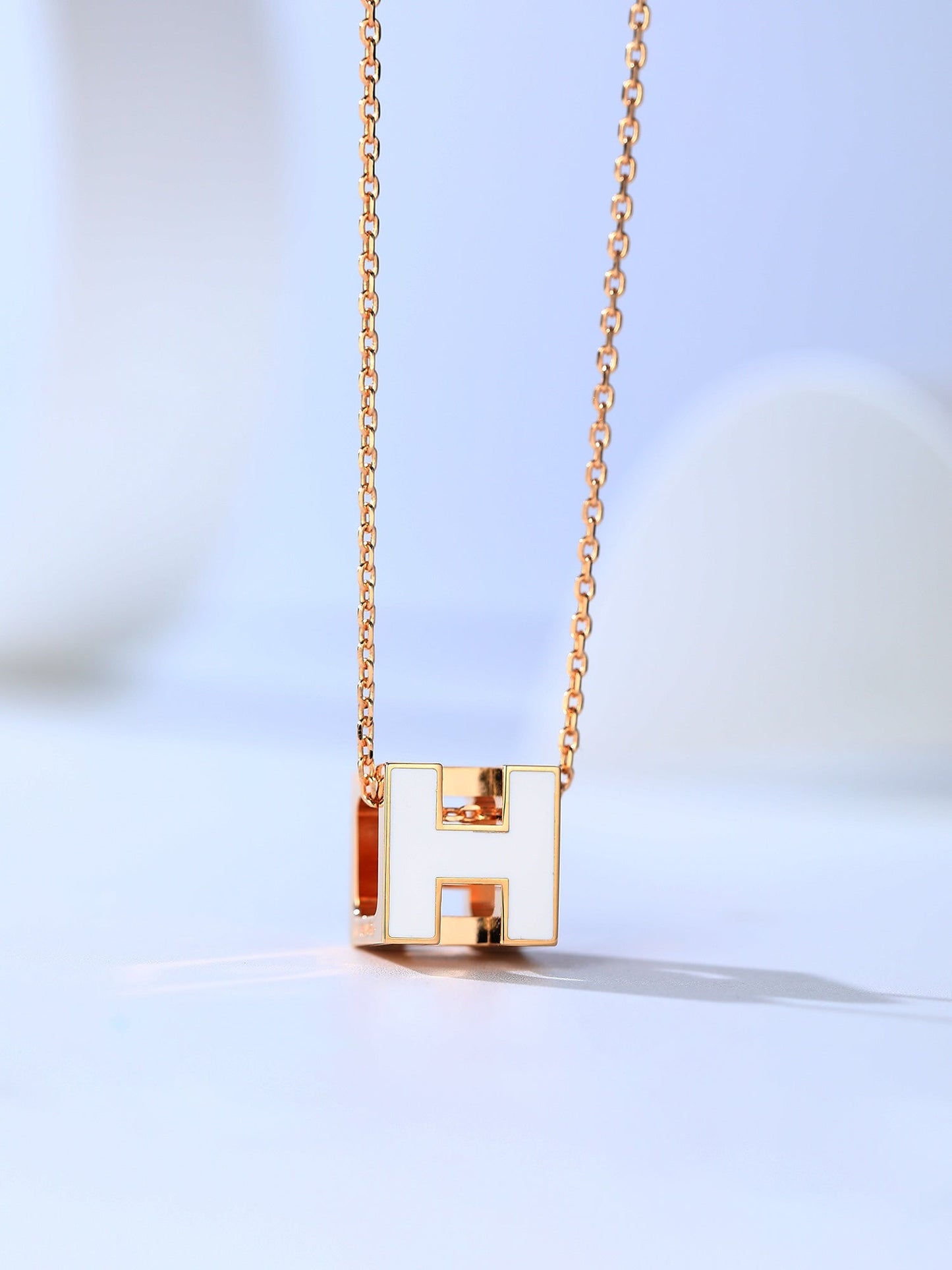 [Glow Jewelry]H CAGE PINK GOLD NECKLACE