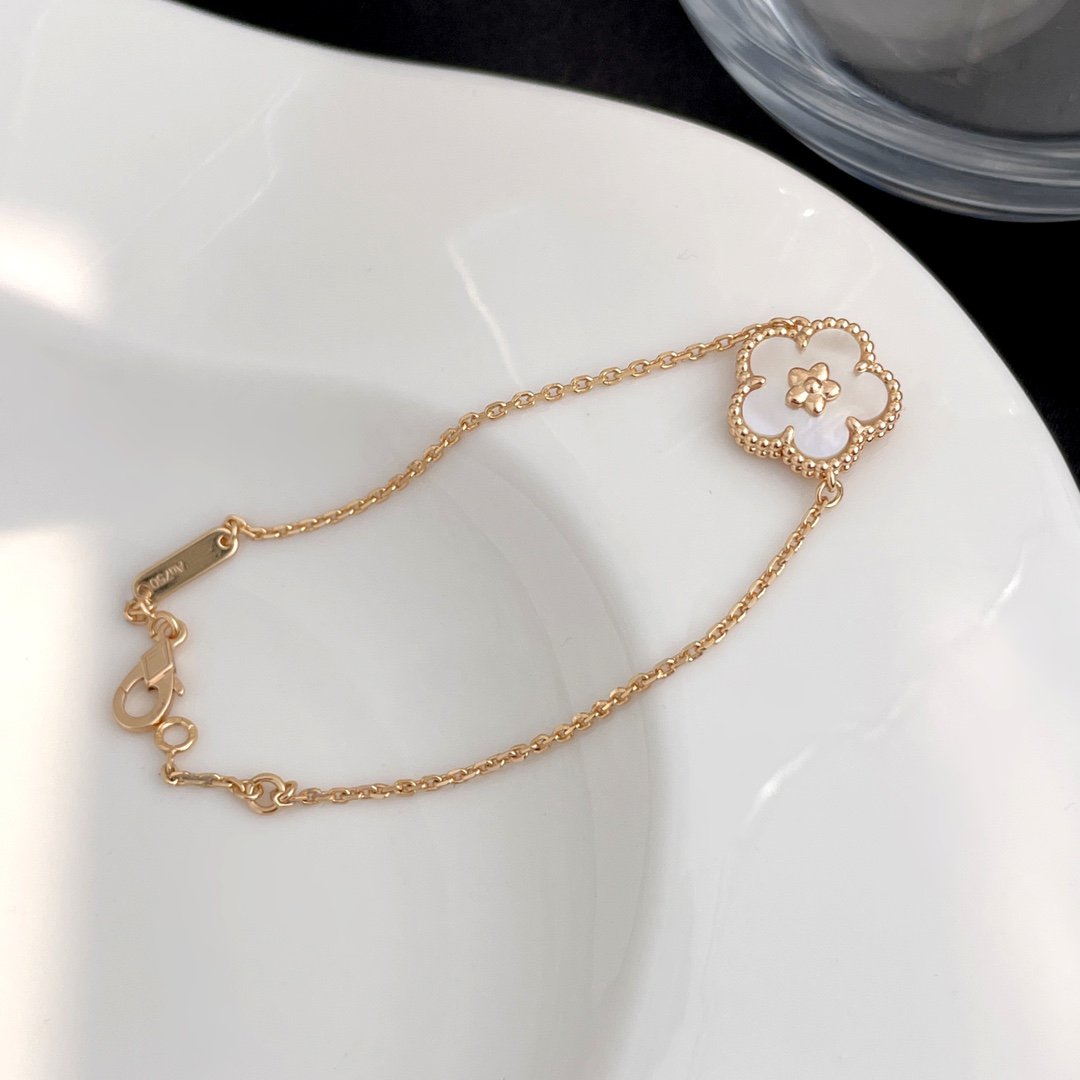 ¡®Glow Jewelry¡¯LUCKY SPRING ROSE GOLD MOP ARMBAND