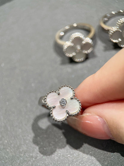 [Glow Jewelry]CLOVER SILVER MOP DIAMOND RING
