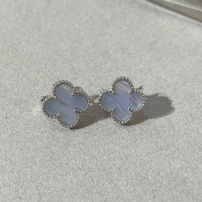 „Glow Jewelry“ KLEE-CHALCEDON-SILBEROHRSTECKER