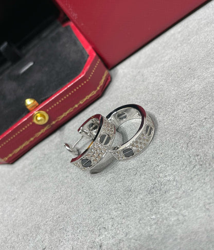[Glow Jewelry]LOVE CERAMIC DIAMOND PAVED SILVER EARRINGS