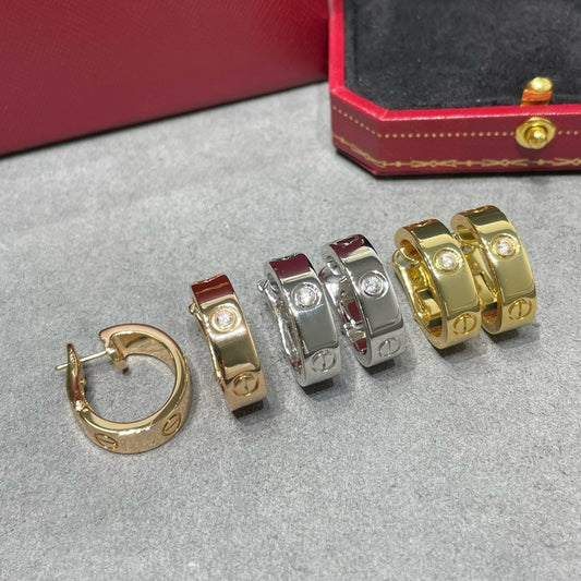 „Glow Jewelry“ LIEBE 5,5 MM 1 DIAMANT OHRRINGE