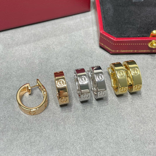 „Glow Jewelry“ LOVE 5,5 MM OHRRINGE