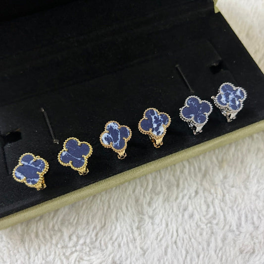 ¡®Glow Jewelry¡¯CLOVER PIETERSITE MEDIUM STUD EARRINGS