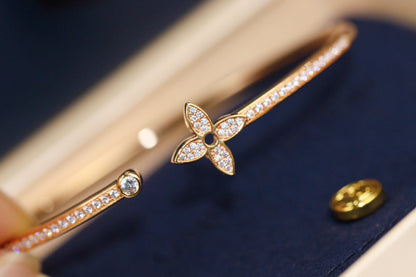 „Glow Jewelry“ IDYLLE ARMBAND AUS ROSÉGOLD, OFFEN, MIT DIAMANTEN BESETZT