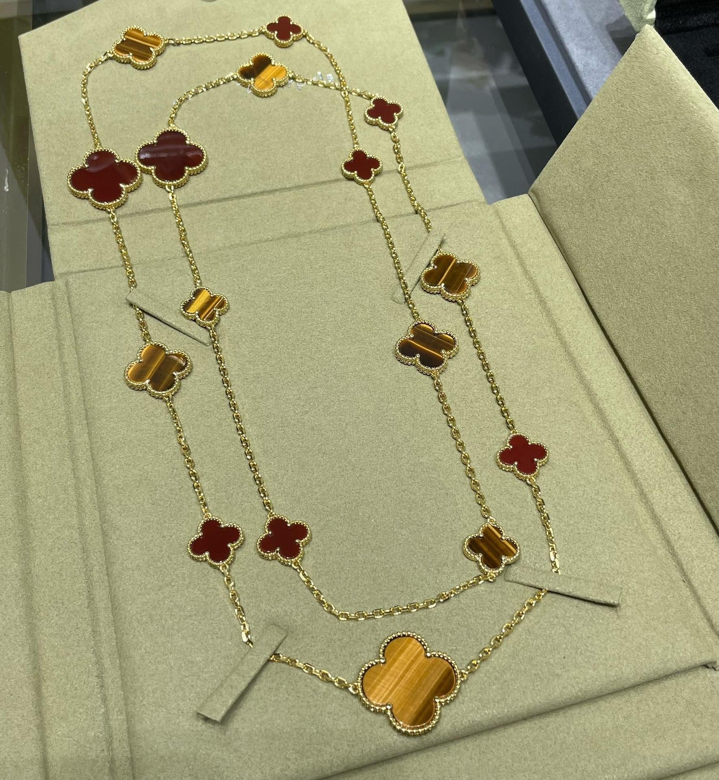 „Glow Jewelry“ KLEE 16 MOTIV KARNEOL TIGERAUGE ROSÉGOLD HALSKETTE