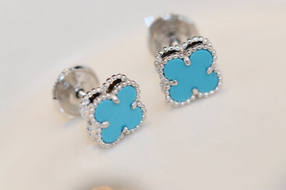 „Glow Jewelry“ KLEINE KLEEBKATTEN-OHRSTECKER AUS SILBER MIT TÜRKIS
