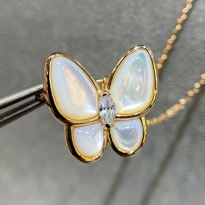 ¡®Glow Jewelry¡¯BUTTERFLY MOP DIAMOND NECKLACE