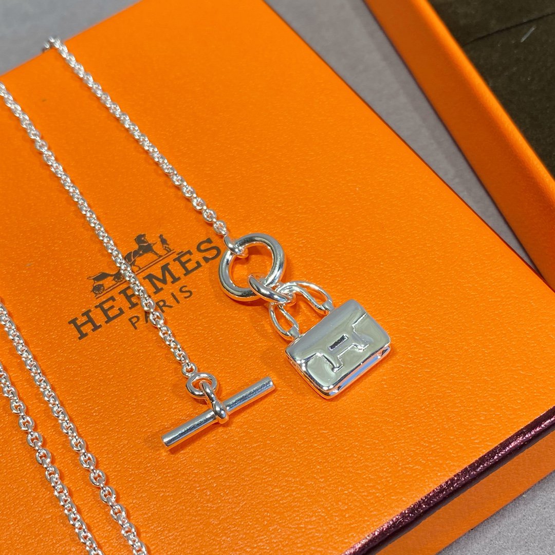 [Glow Jewelry]CONSTANCE PEDANT SILVER NECKLACE