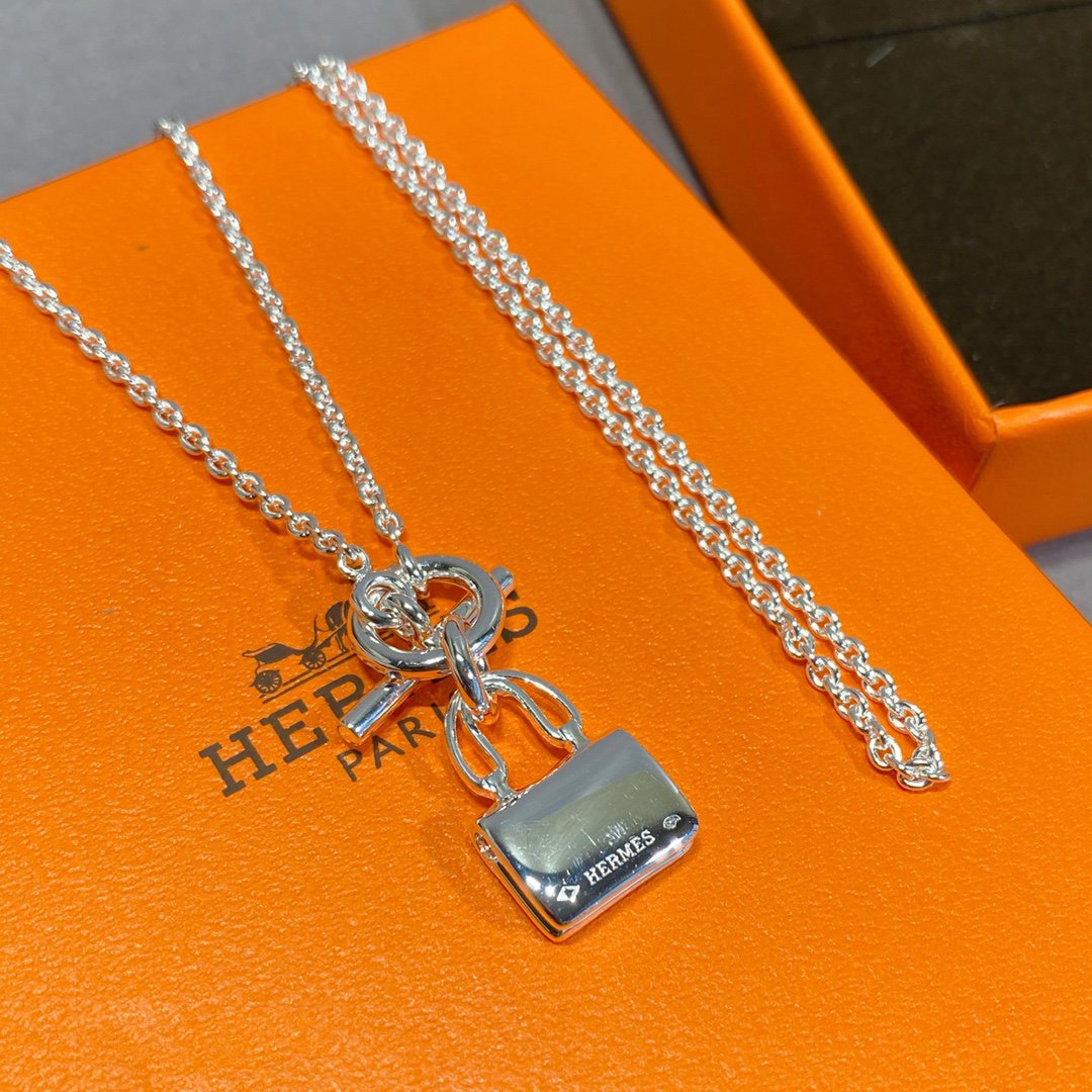 [Glow Jewelry]CONSTANCE PEDANT SILVER NECKLACE