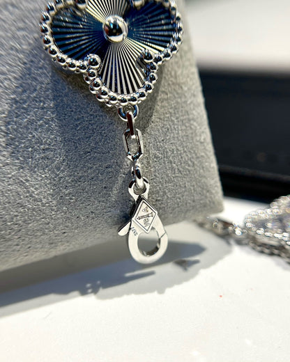 [Glow Jewelry] 新着クローバー5モチーフレーザーブレスレットコレクション