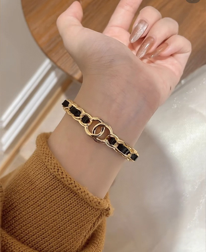[Glow Jewelry]Double C Open Bangle