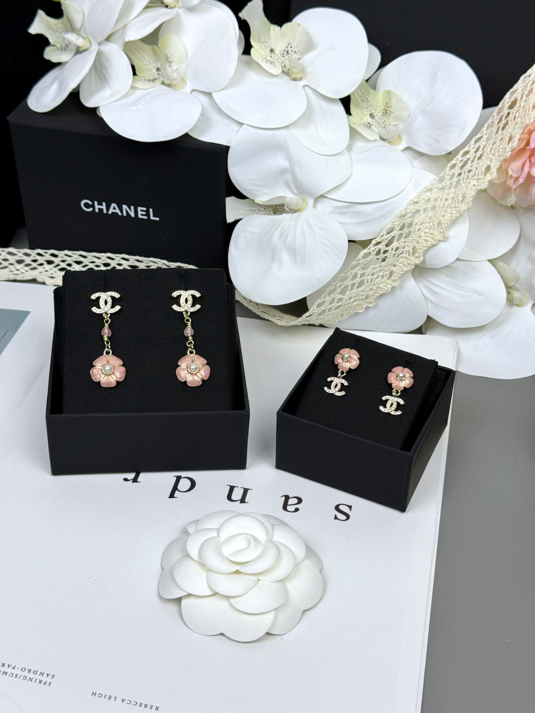 [Glow Jewelry]26C Pink Camellia Enamel Pendant with Double C Earrings