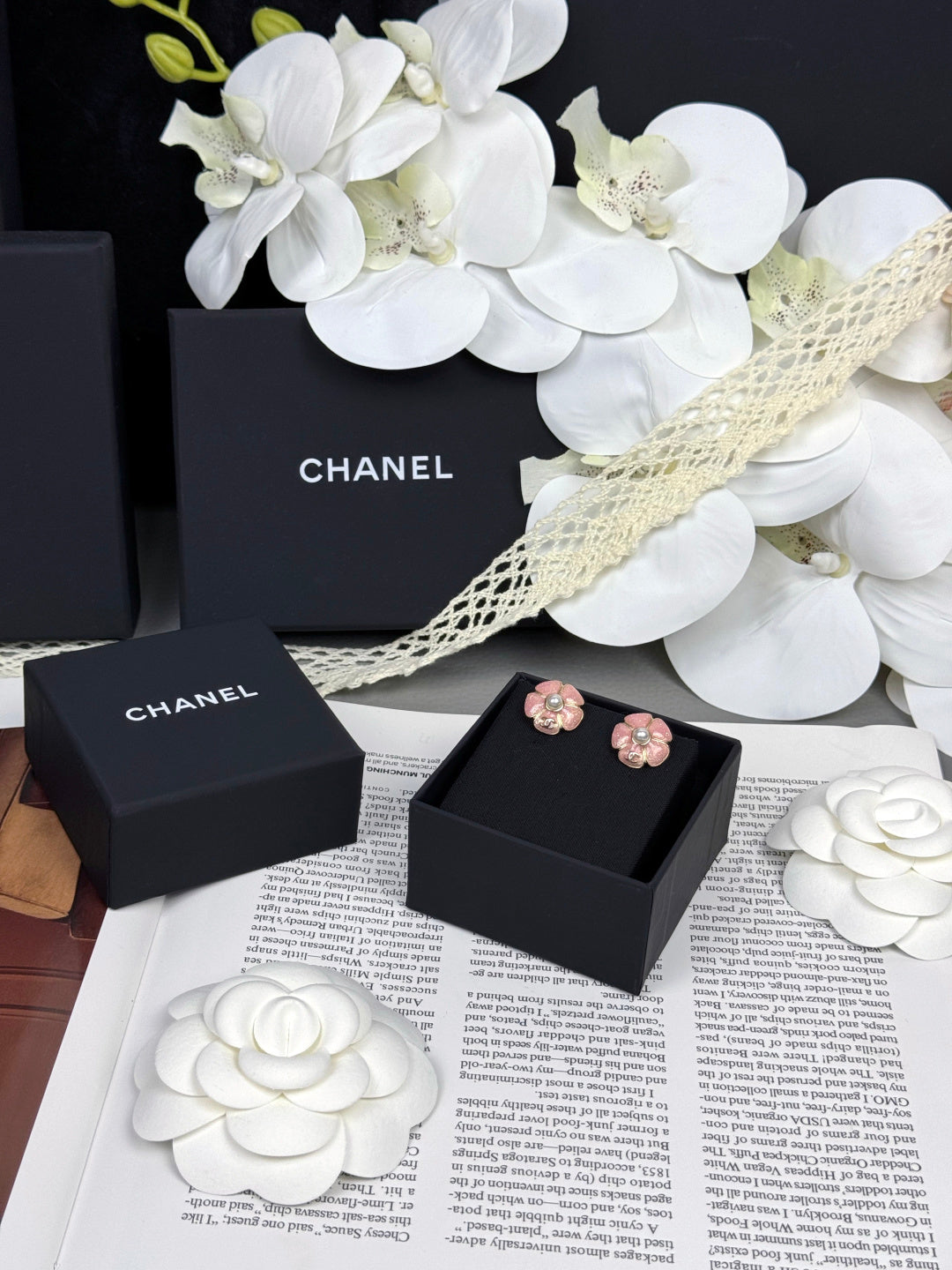 [Glow Jewelry]26C Pink Camellia Pearl Enamel Stud Earrings
