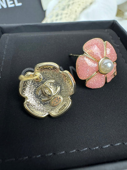 [Glow Jewelry]26C Pink Camellia Pearl Enamel Stud Earrings