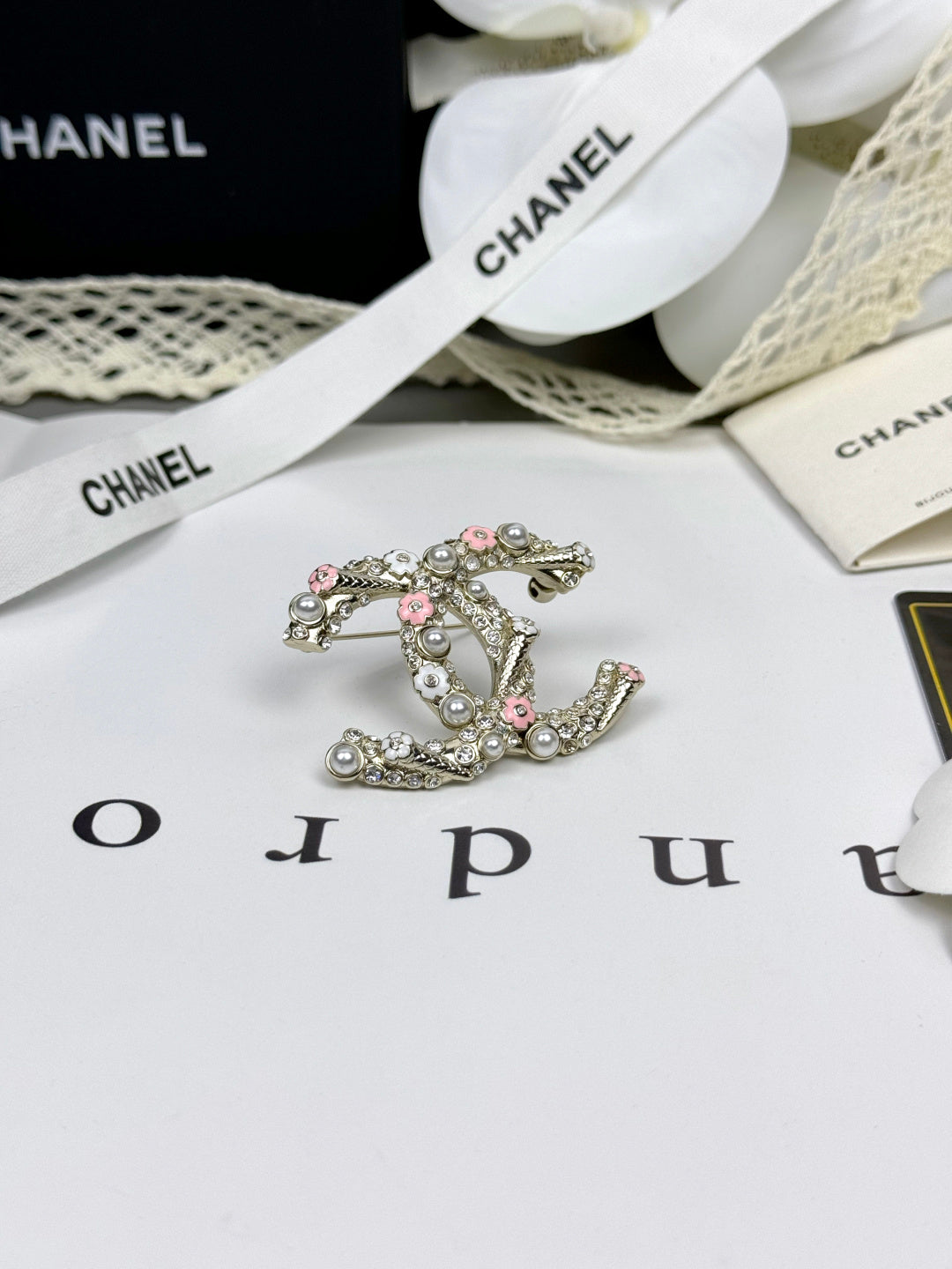 [Glow Jewelry]26C Pink-White Enamel Ice Cream Cone Double C Brooch