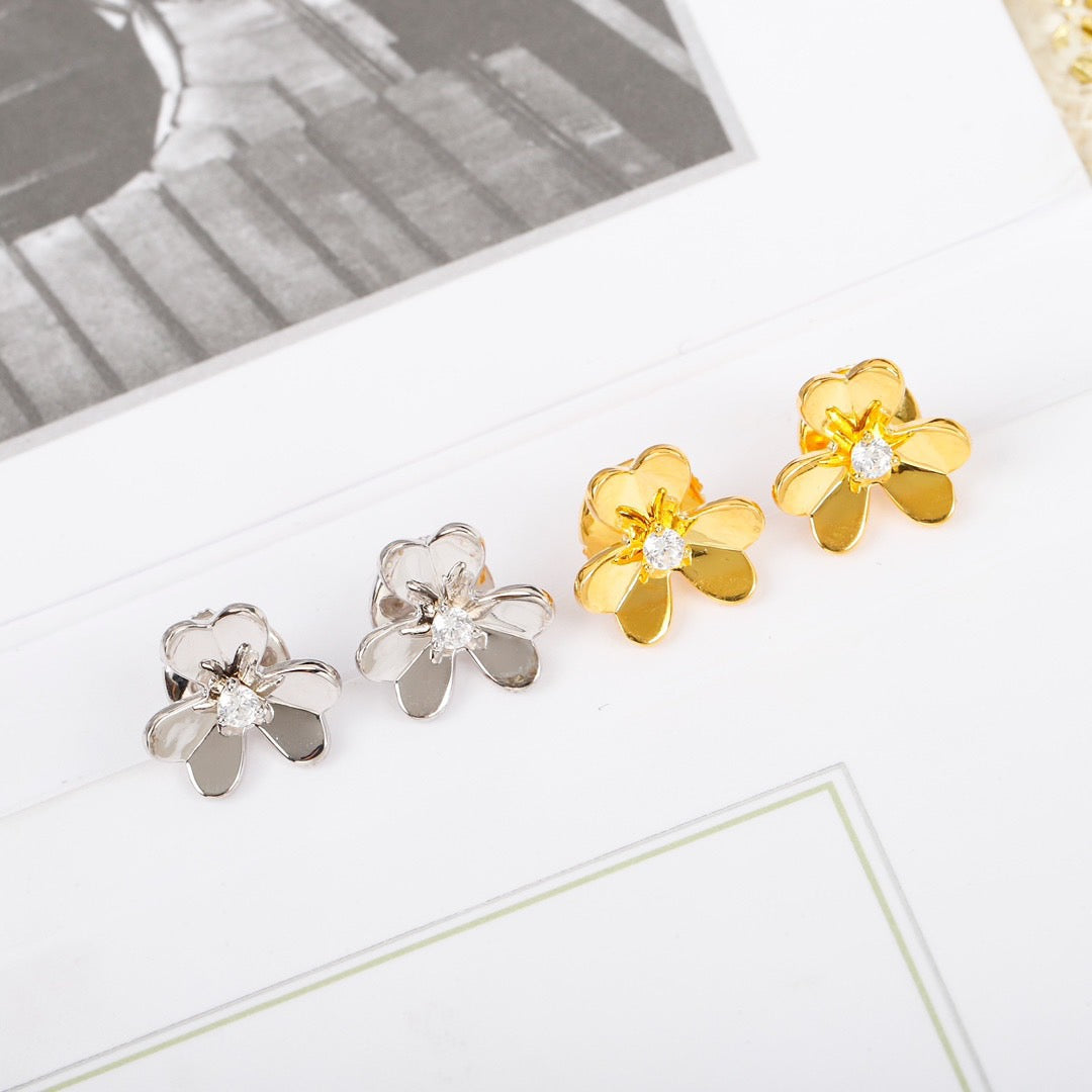 ¡®Glow Jewelry¡¯FRIVOLE MINI FLOWER EARRINGS